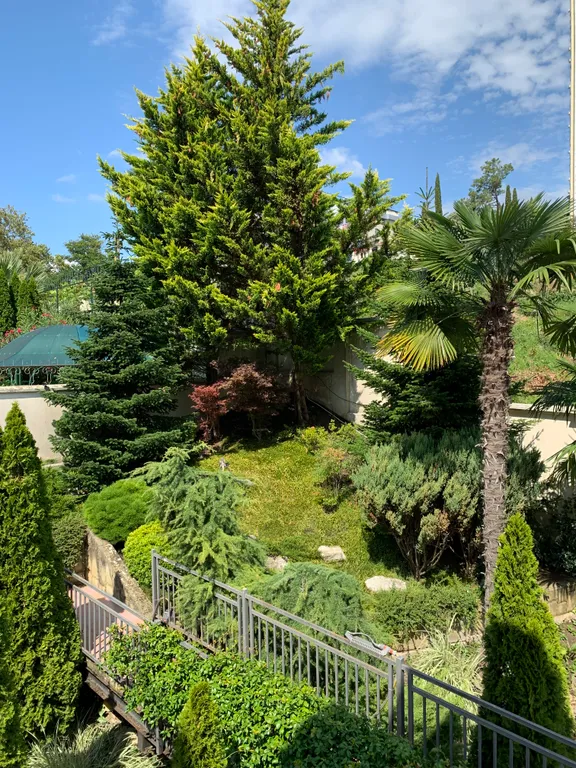 Бассейн. Восхитительный вид на море