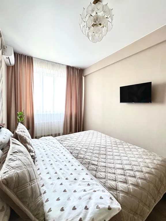 Двухкомнатные апартаменты в центре города с панорамным видом