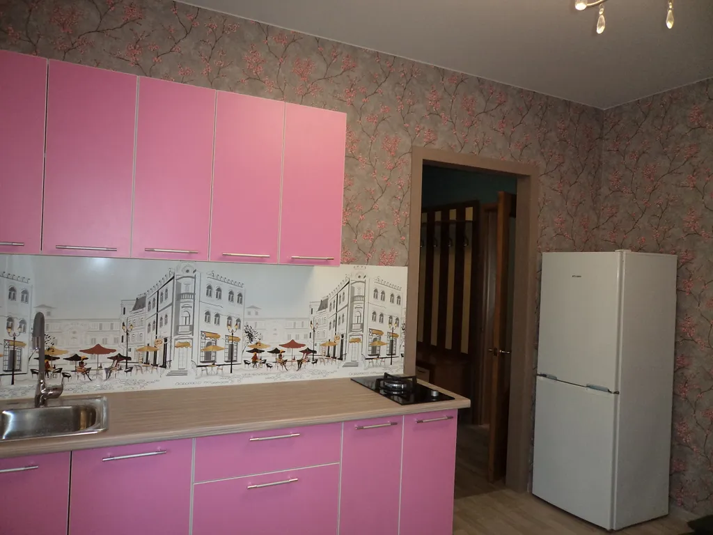 Уютный домик с участком на берегу реки