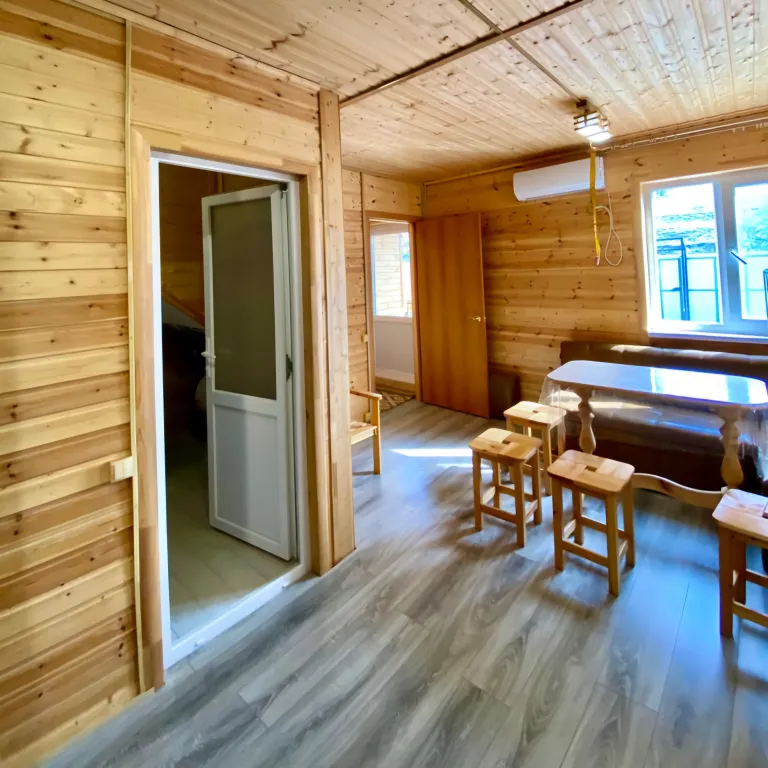 Коттедж Адмиральский домик на море — Солнечная Долина