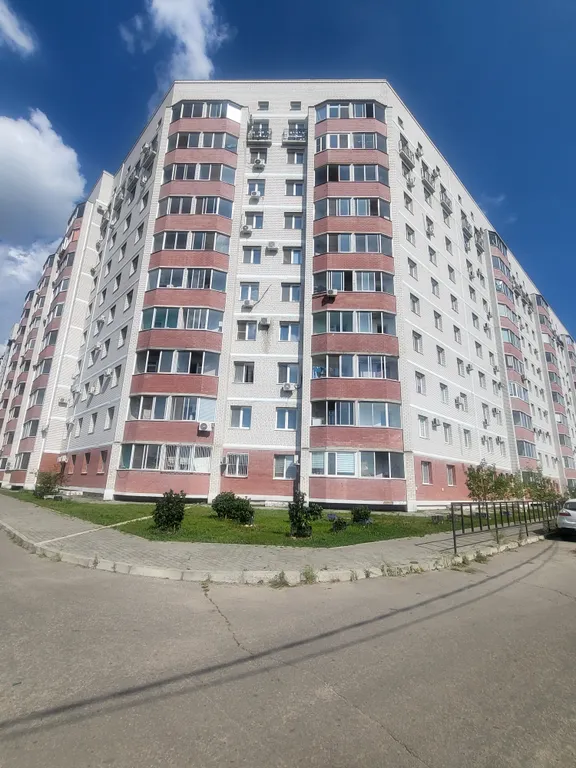 Прекрасная квартира в отличном новом спальном районе города