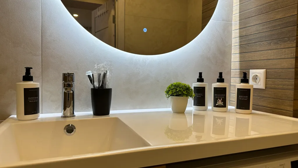 Яркий просторный апартамент около ЖД вокзала