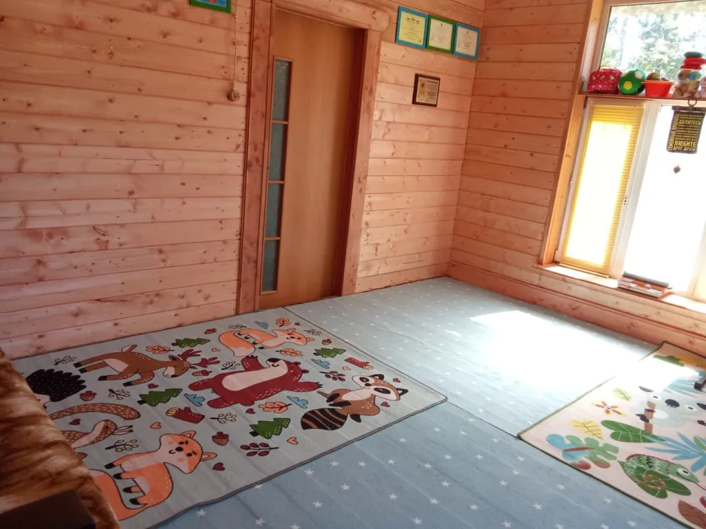 Уютный дом, тишина и лес