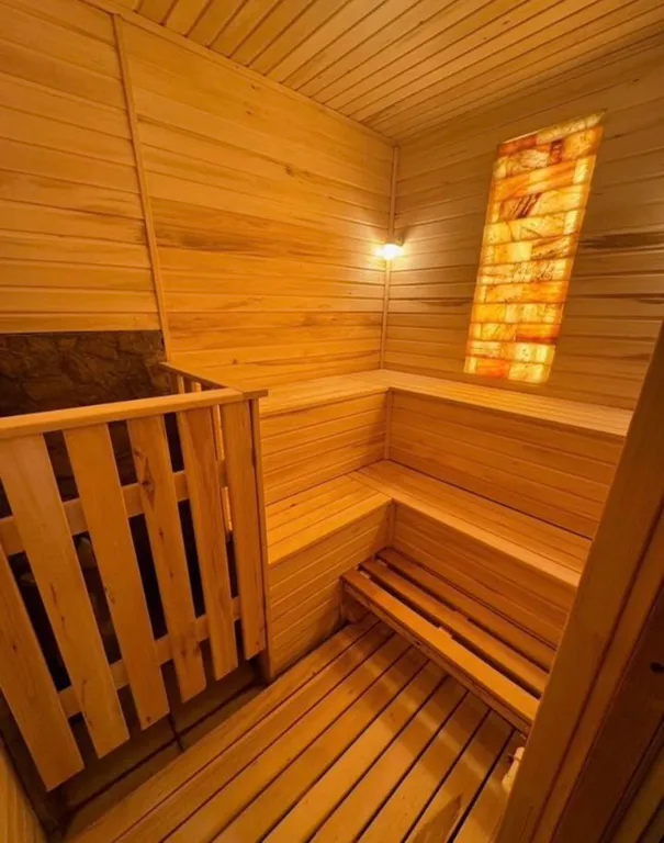 Коттедж с бассейном и финской сауной в центре Ижевска