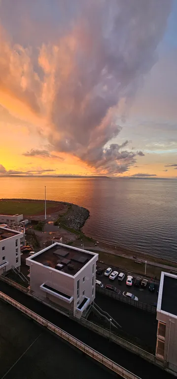 Трёхкомнатная квартира у моря