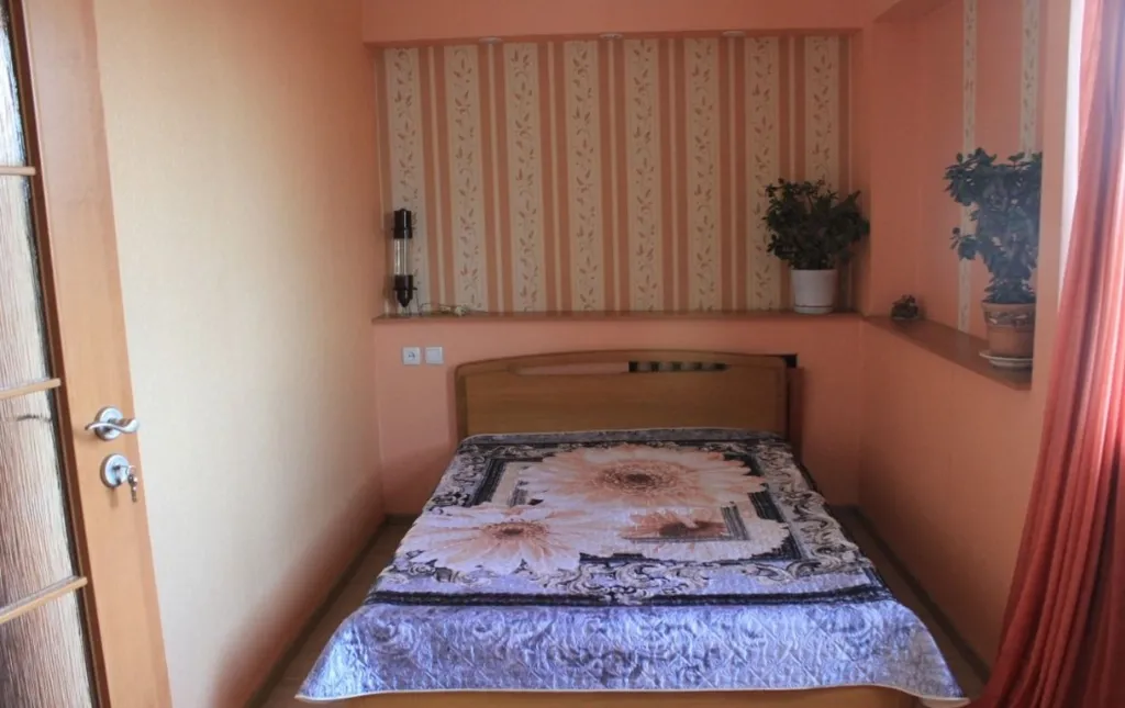 2-комнатная квартира для отдыха семьи с детьми — аренда посуточно в Алушта