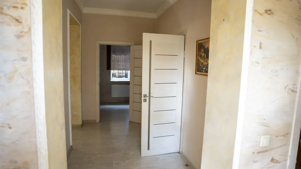 Уютный коттедж с теплым бассейном и большим чаном