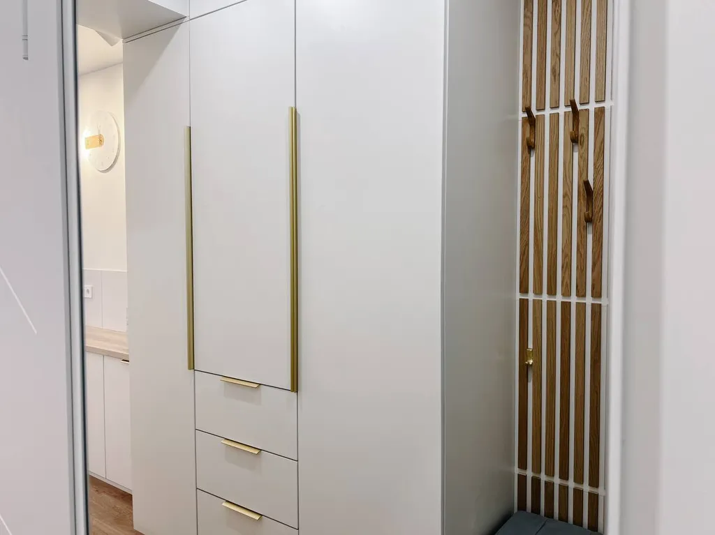 Современная студия с дизайнерским ремонтом рядом с жд вокзалом