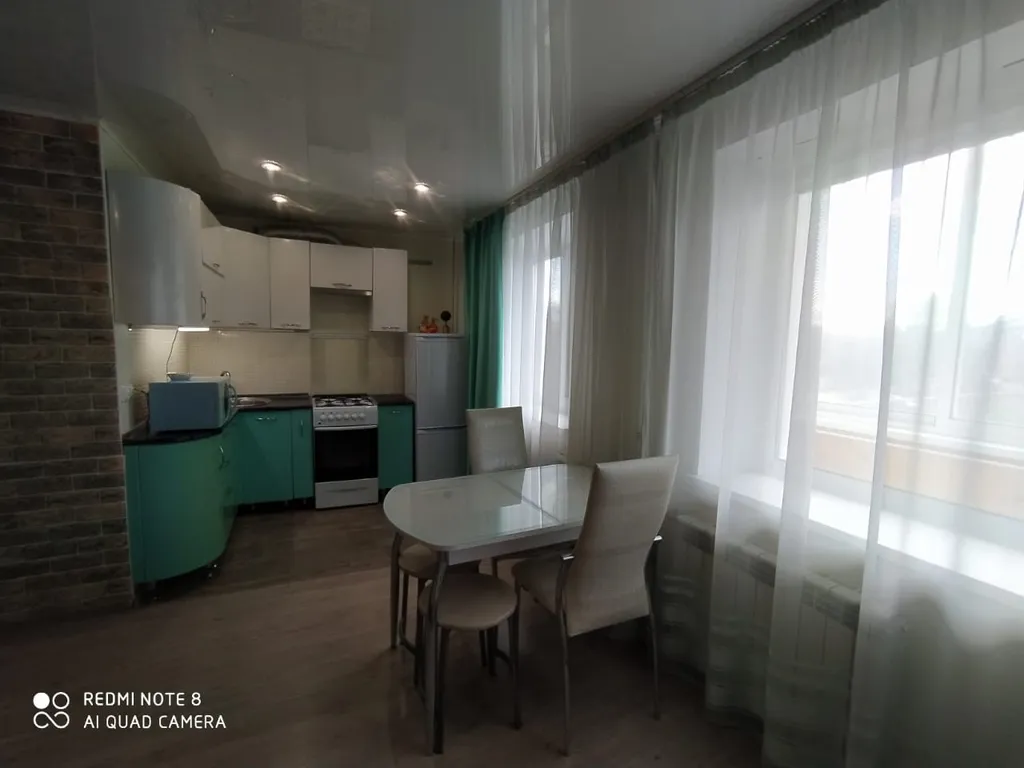 Центр города, большая гостинная