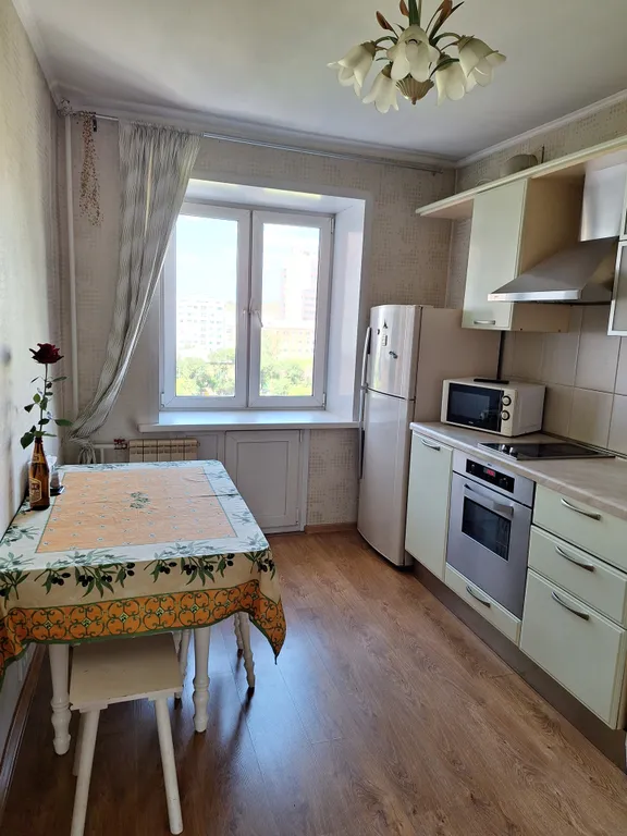 Квартира Квартира Трёшка возле ЖД вокзала — Красноярск