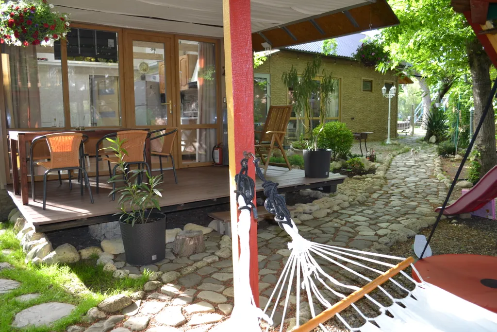 Коттедж Коттедж Бунгало под ключ Райский уголок — Геленджик