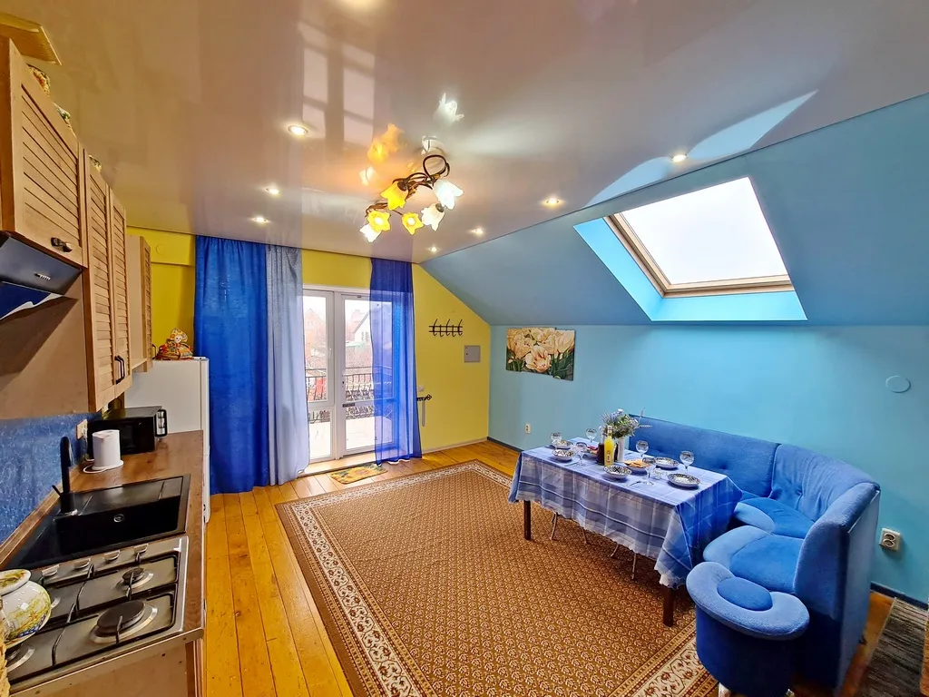 Коттедж у моря, детская площадка, бассейн,  костровая чаша, баттут.