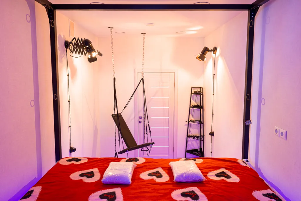 Love Loft апартаменты с огромной джакузи, телескопом и аудио системой