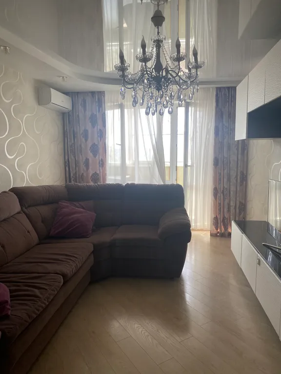 Уютная, комфортная трешка Родионова/Лопатина