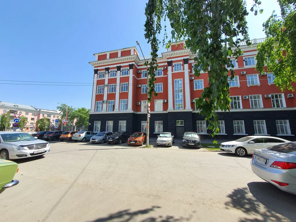 Уютная квартира в центре на проспекте Ленина