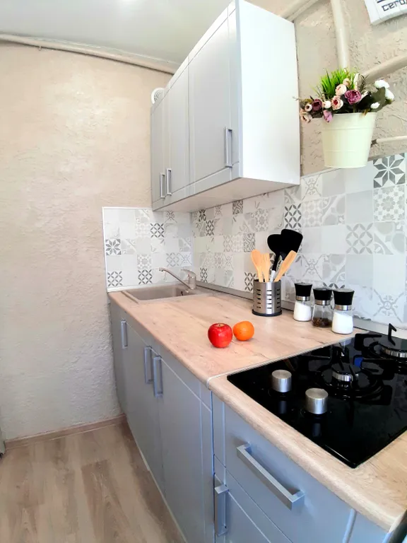 Квартира с современным ремонтом, рядом с жд вокзалом и автостанцией