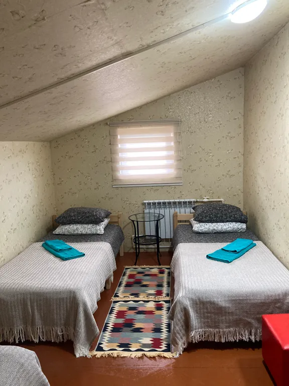 Уютный 3-х местный номер на мансарде