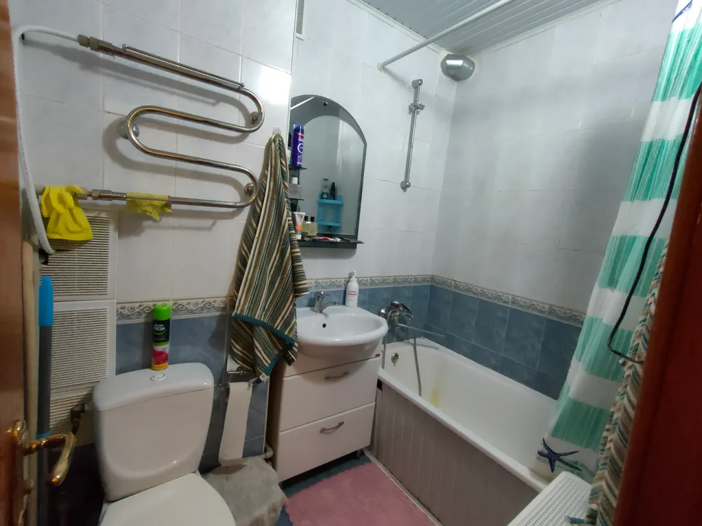 Уютная отдельная комната с балконом в районе автовокзала города Алушты