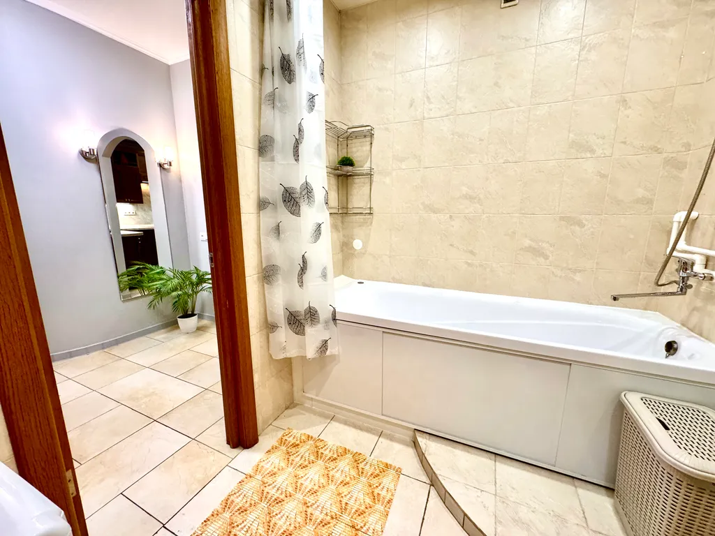 Уютная двушка в центре рядом с набережной реки Волга