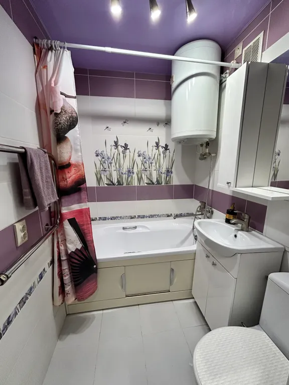 Уютная, просторная студия в центре города