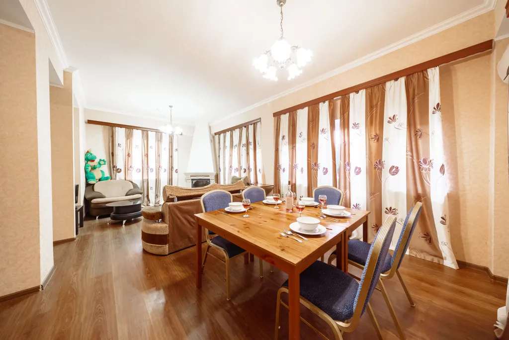 4-комнатный Дом