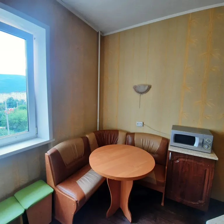 Уютная квартира со всей мебелью и бытовой техникой