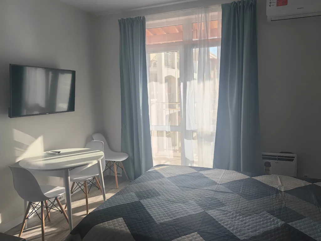 Квартира Уютная студия с видом на бассейны — аренда посуточно в Сукко