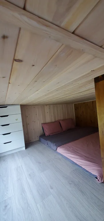 Коттедж Дом почти двухэтажный на опушке реликтового бора с видом на горы — Аскат