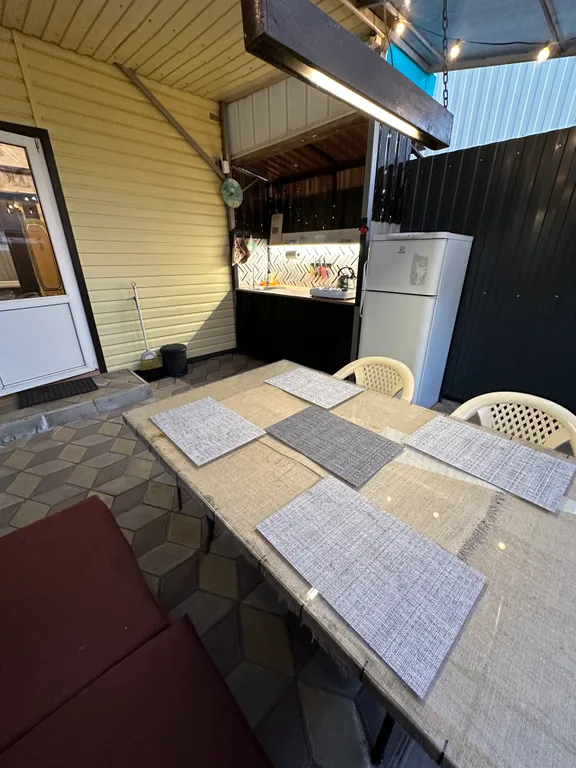 Уютный домик с балконом и террасой