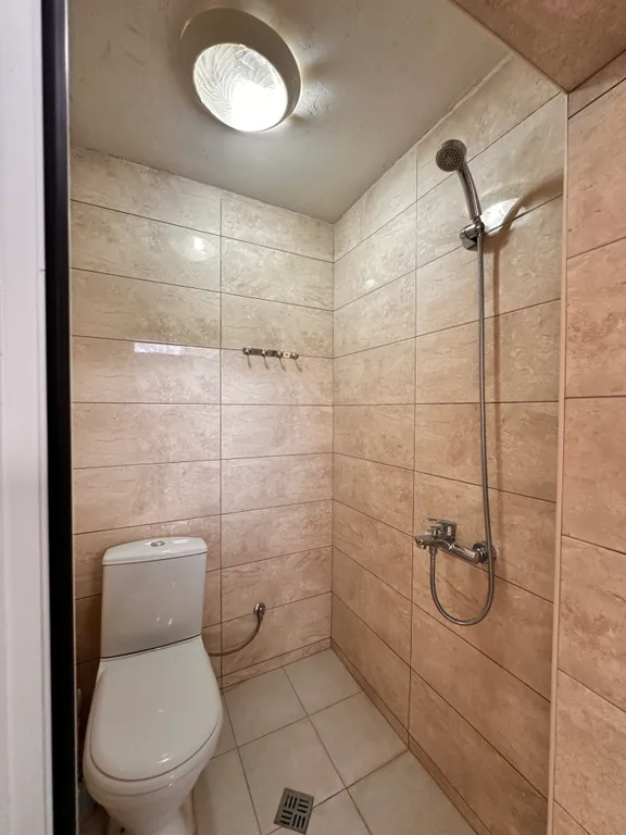 Уютная комната, в трёх шагах от моря