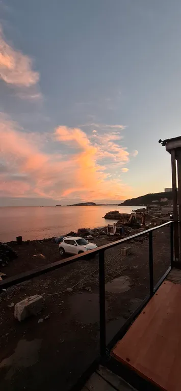 Дом с баней на дровах у моря на первой линии