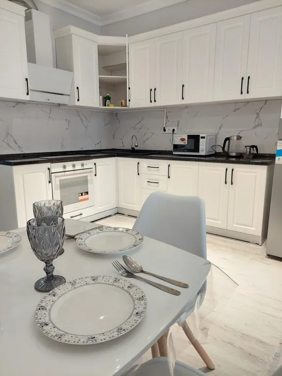 Квартира Романтическая студия в Молодежке — Алматы