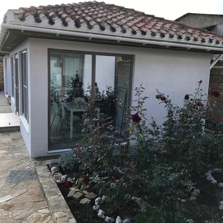 Коттедж Дом под черепицей — Солнечная Долина