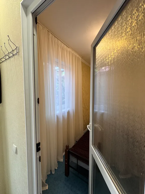 Шум речки, шашлыки и зона отдыха в шаге от нарзанной галереи