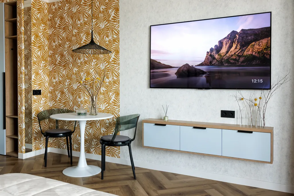 Relax view c залипательным ночным видом у легендарного ледокола ангара