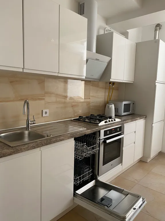 Современная уютная квартира у моря