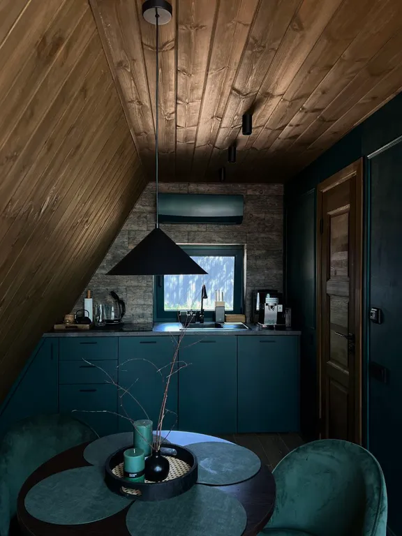 Уютный треугольный VIP дом в 25км от Минска с горячей купелью и баней