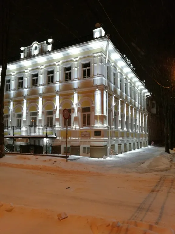 Романтичная однушка с камином на Волжской набережной