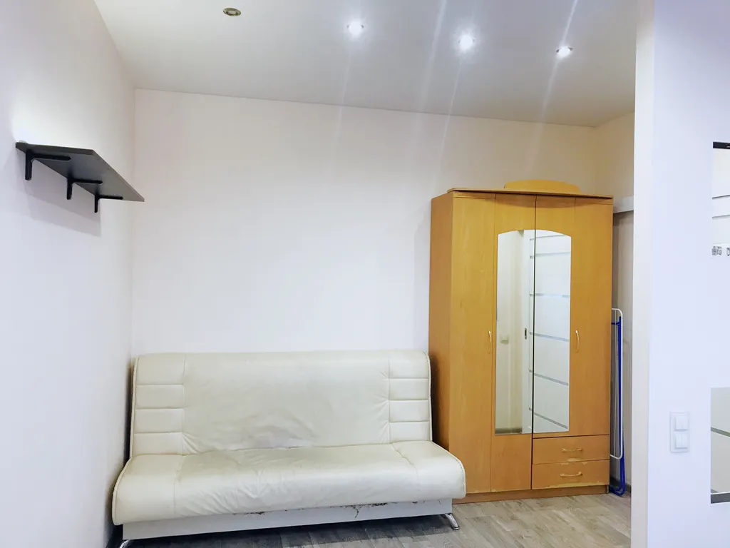 Квартира у ТЦ Аура