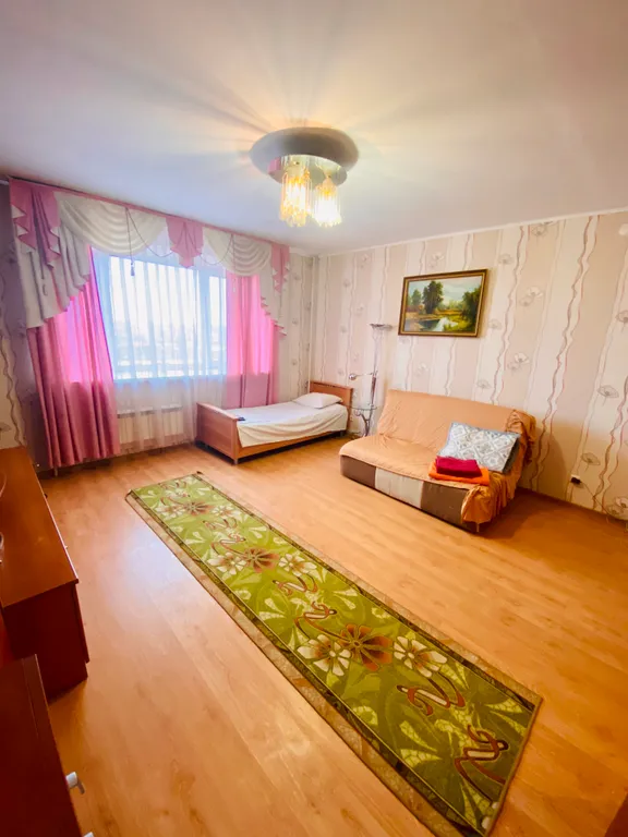 Большая 2-ка около автовокзала