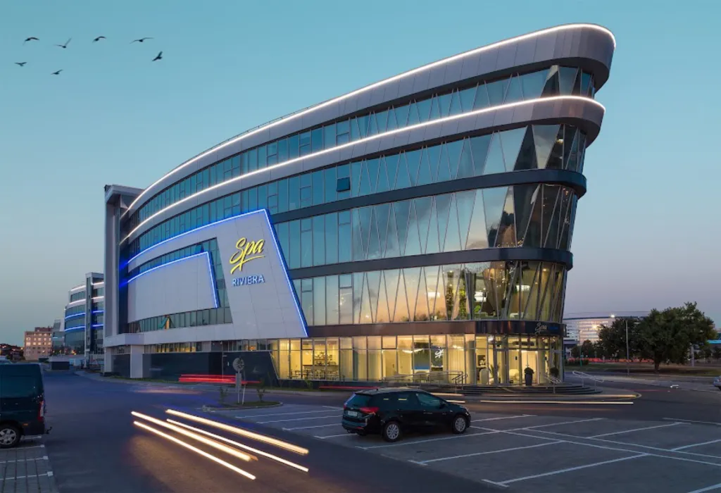 Vip в центре, новый дом, парковка, шлагбаум, окна двор, престижный р-н