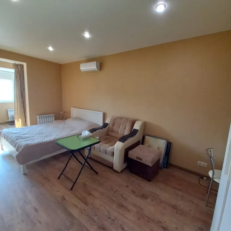 Студия с видом на море