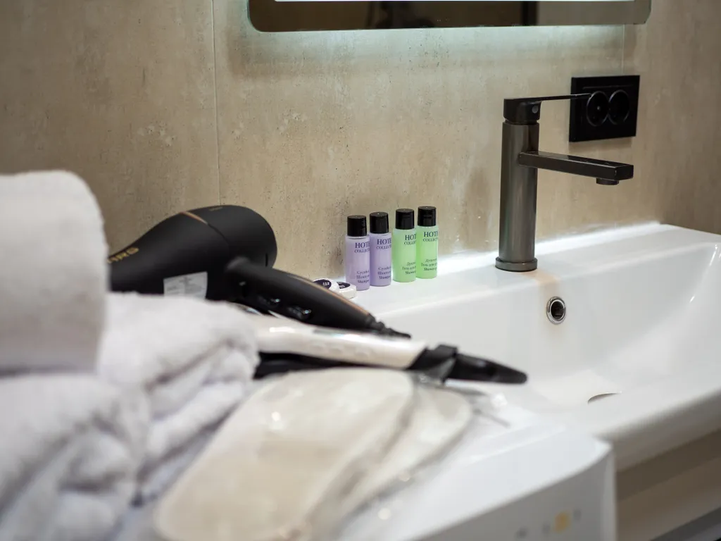 Уютная евродвушка на Абая рядом с АДК и метро Сайран