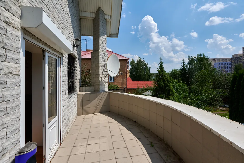 Уютный коттедж с бассейном и сауной