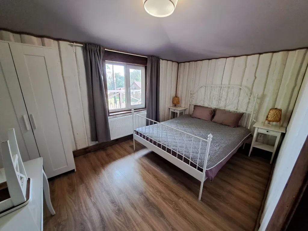 Дом на берегу озера