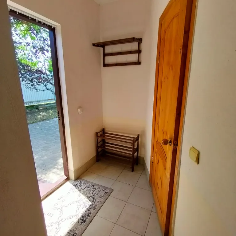 Коттедж Уютный дом у моря — Сухум