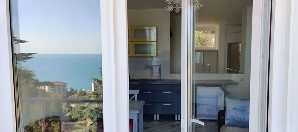 Двух этажный апартамент с видом на море и двумя балконами 303