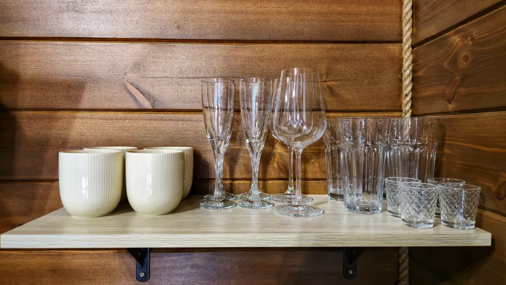 Коттедж Коттедж Шале с 1 спальней, кухня-гостиная с диваном и ванной комнатой — Мезмай