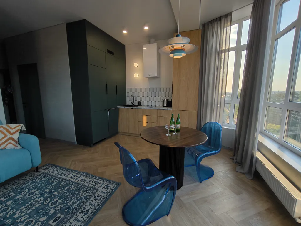 Апартаменты в ЖК Михайловский с панорамным видом на горы