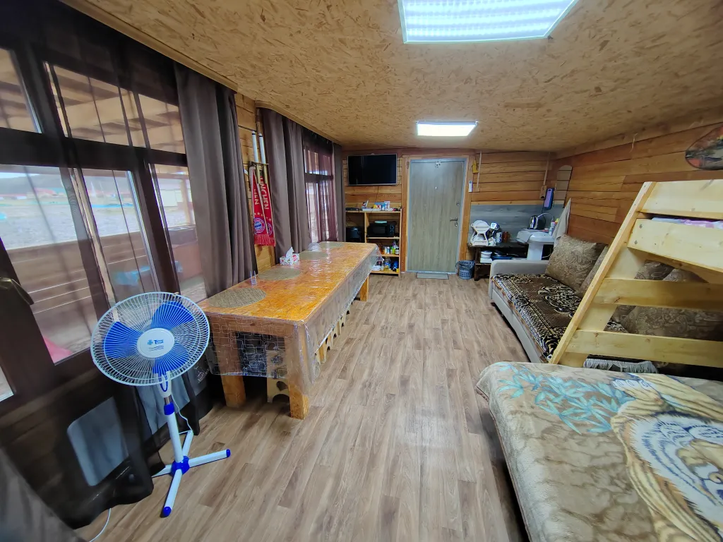 Комплекс с баней из бруса на берегу моря